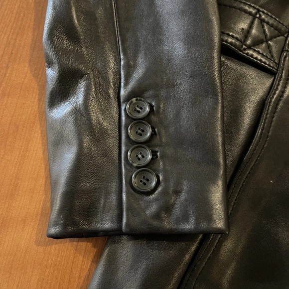 Jones New York Women’s Leather Jacket XL Black Genuine Leather Classic Coat - Picture 2 of 8
